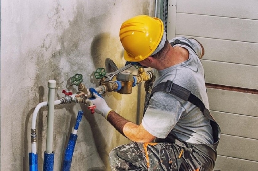 Top Things To Consider Before Hiring An Adelaide Emergency Plumber