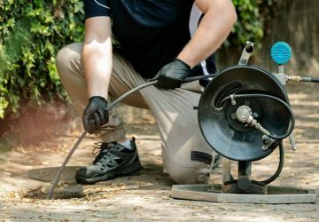 How Do Plumbers Clear Blocked Drains Adelaide-wide?